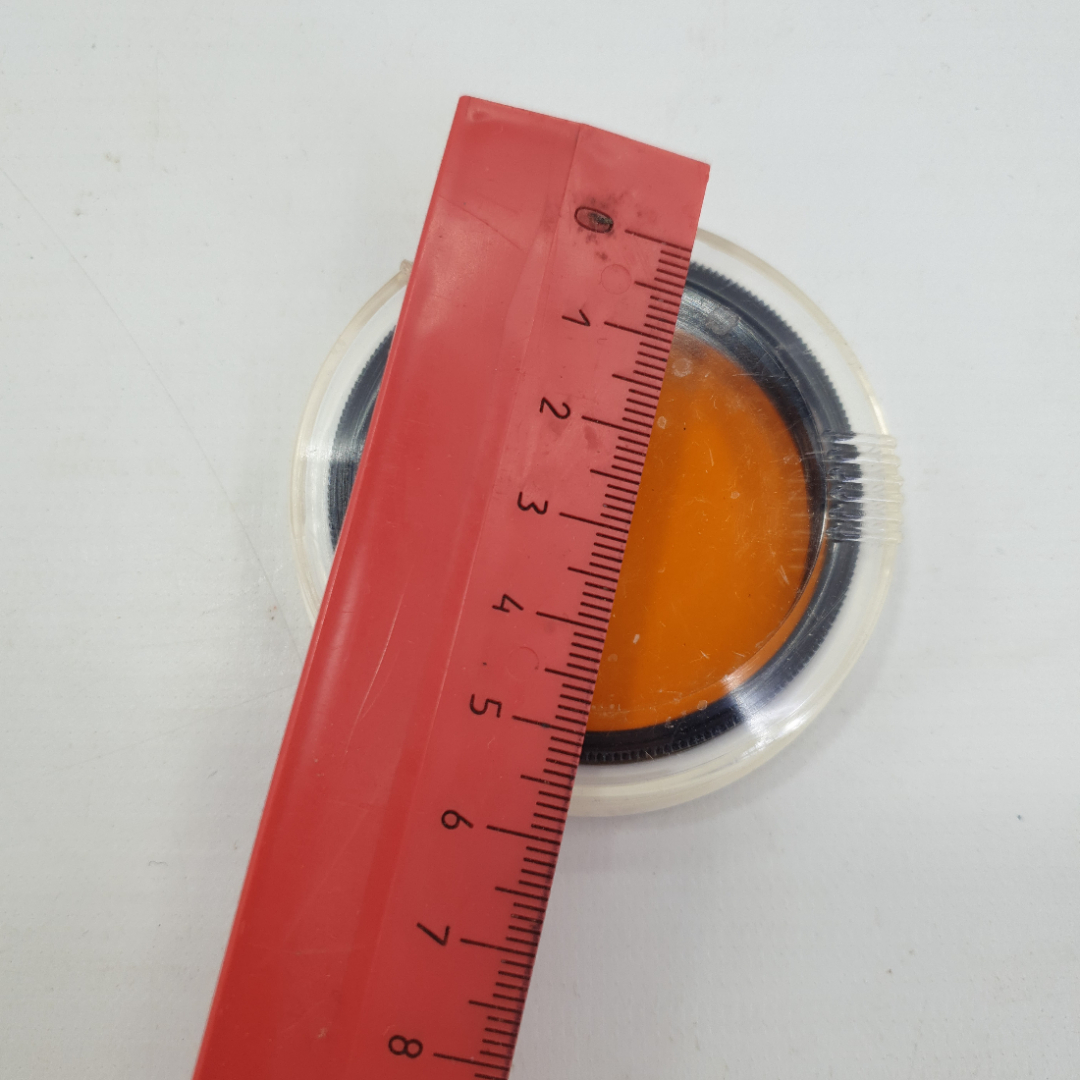 Светофильтр оранжевый для объектива, в защитном чехле. СССР. Картинка 5